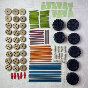 Tinker Toy 125 Pieces Wooden Construction Set w/ Colorful Dowels, Spools, Wheels